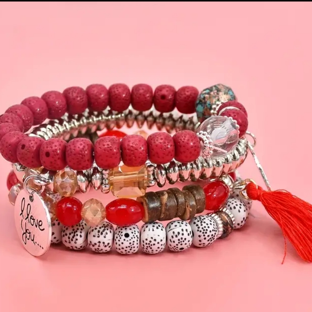 4pcs red Tassel & Wing Charm Beaded Bracelet Set